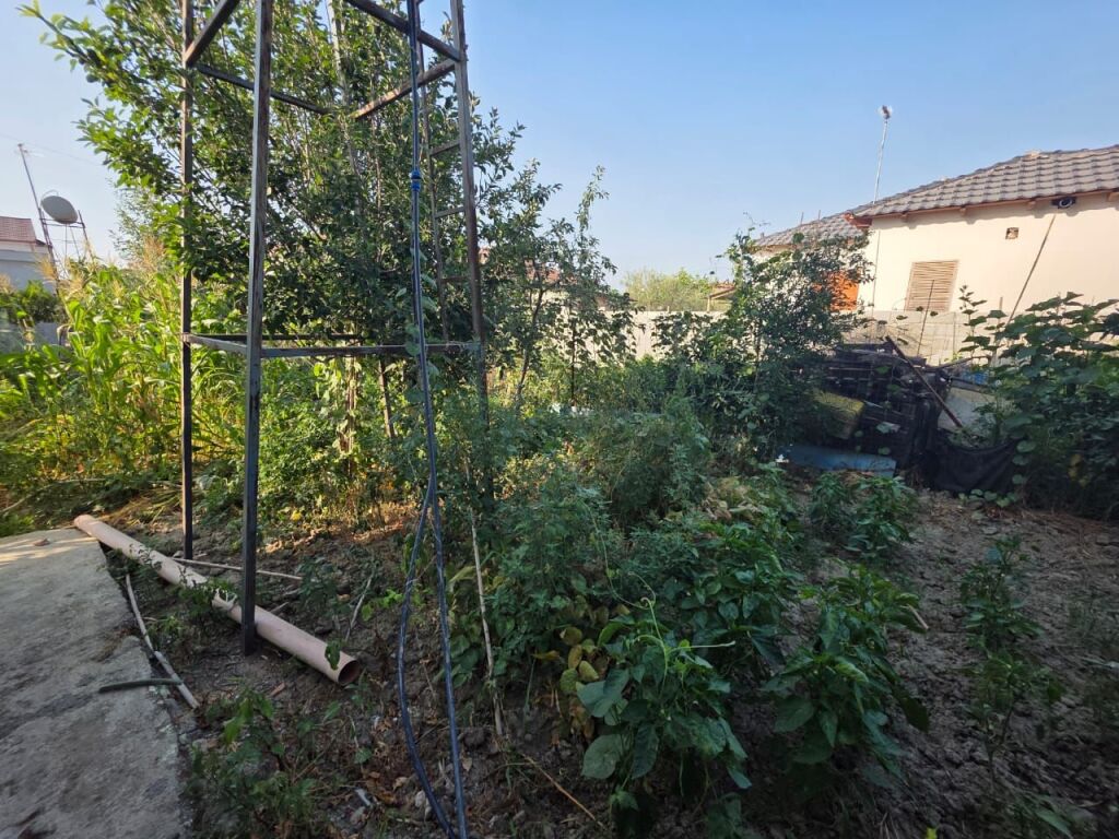 Private House for Sale in Rrushkull