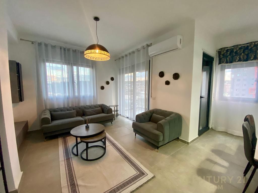OASIS RESIDENCE RENT APARTMENT 2+1+2 706 € /Month 65,000 Lek /Month
