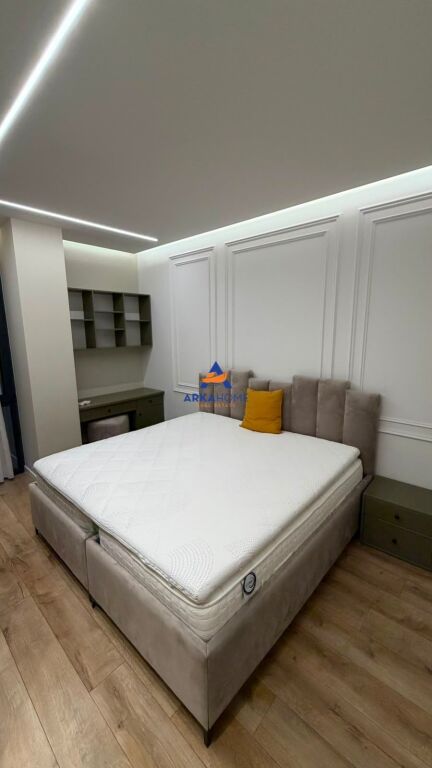 FOR RENT APARTMENT 2+1+2+2BALCONY +PARKING SPOT "AT THE DRY LAKE" 1500 EURO