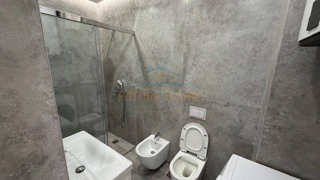 Apartament 1+1+Post Parkimi per qera, Golden Tower Residence, Rruga Mine Peza
