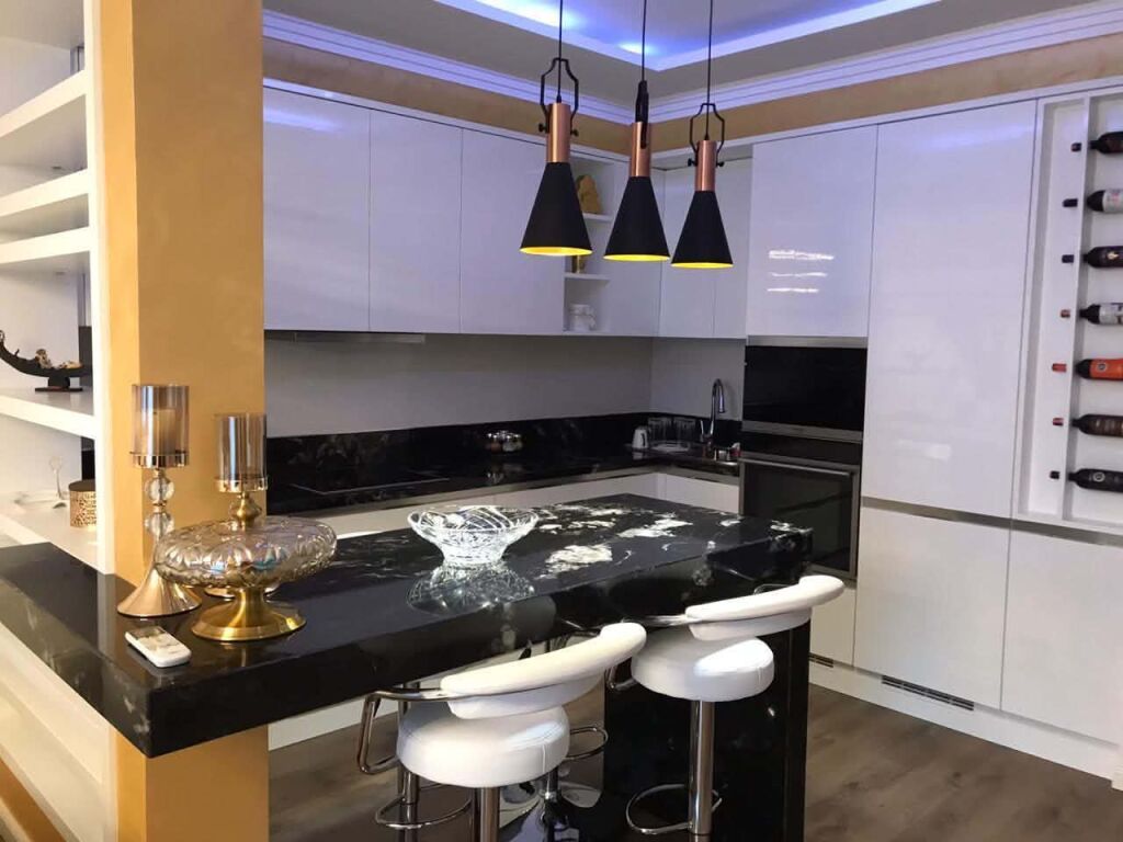 Appartamento di Lusso IN AFFITTO - Con vista sul Lago Secco