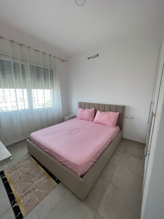 APARTAMENT 1+1 PER QERA PRANE PALLATIT ME SHIGJETA