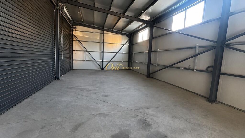 QTU, CAPANNONE DI 140M2 IN AFFITTO