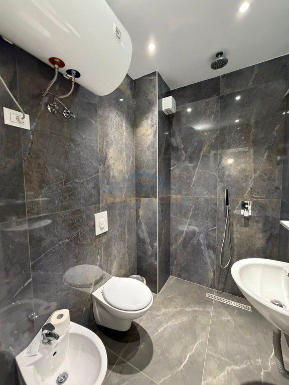 Qera , Apartament 2+1+2 , Kopshti Zoologjik , Tirane