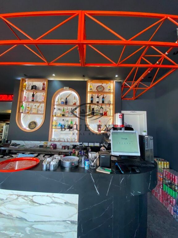 Restorant & Piceri me Qira – Plazh, Vijë e Parë me Detin