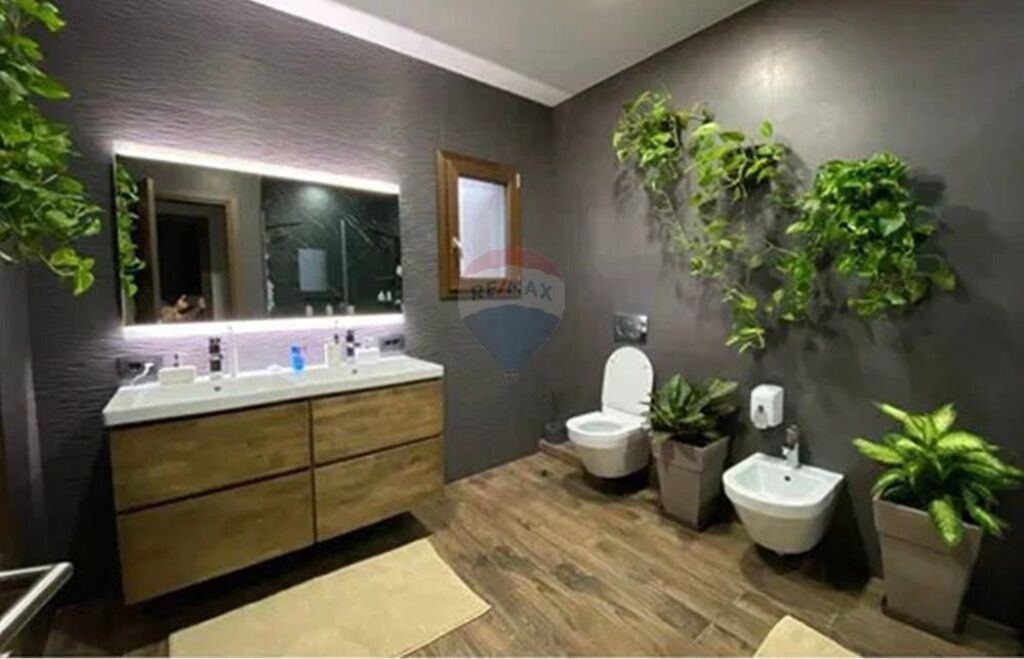 Penthouse for Sale in Yzberisht