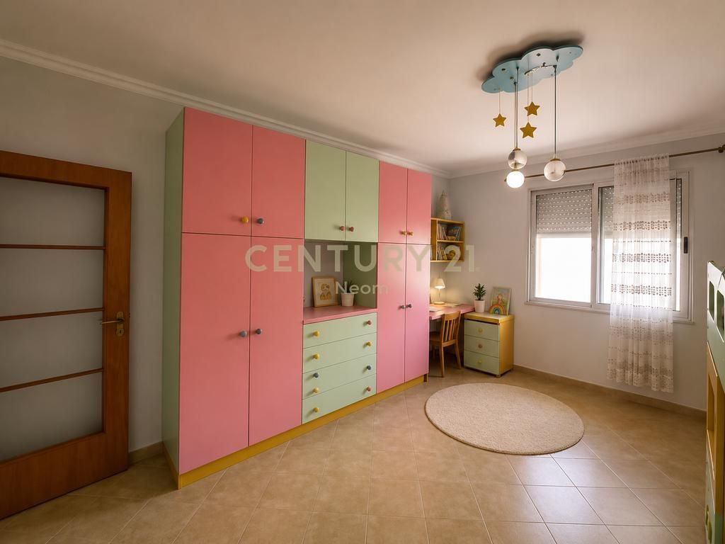 Jepet me Qira apartament 2+1+2 në Don Bosko