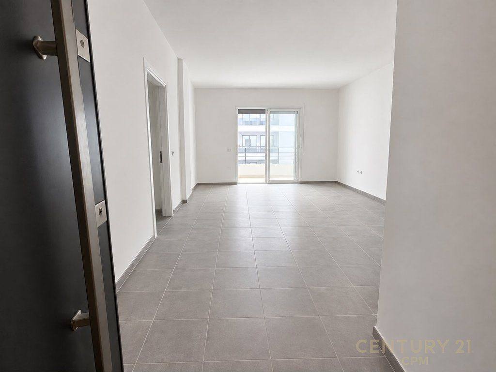 PRANE LUNGOMARE SHESIM APARTAMENT 2+1 + POST PARKIMI EKSTRA 190,800 €