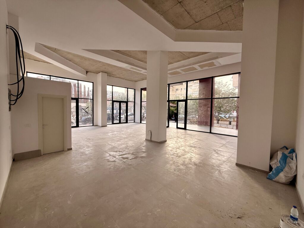📣 SHITET Ambient Biznesi (Dyqan) 📍 Prane Komunes Se Parisit ✨