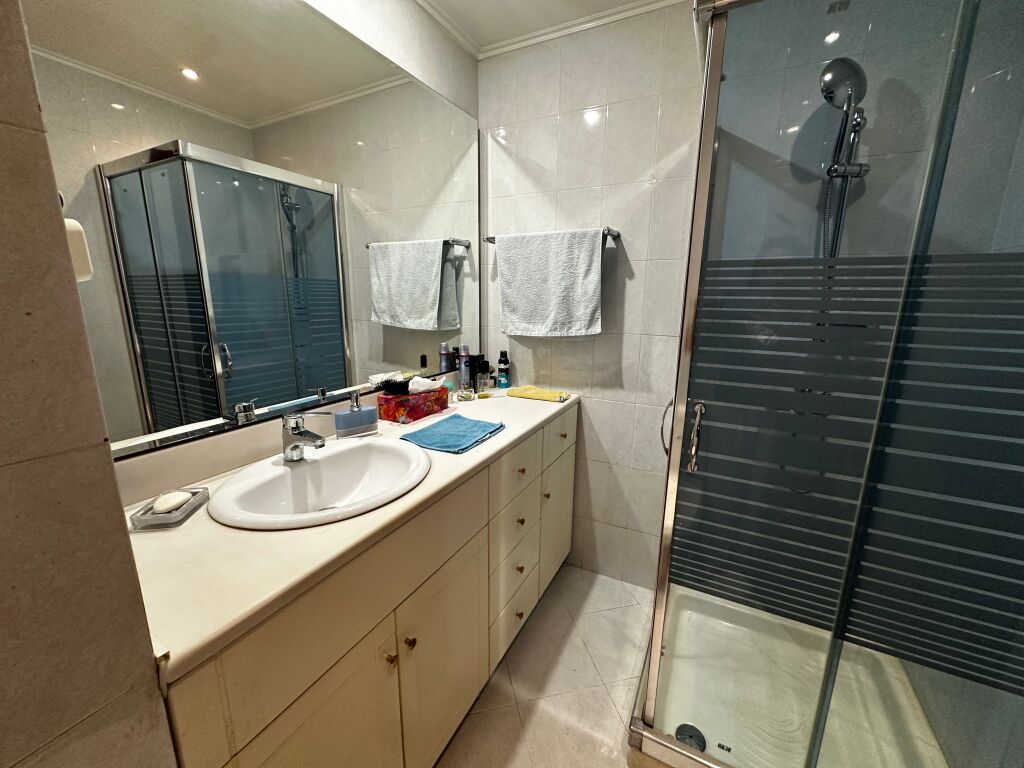 SHITET APARTAMENT 2+1 KOMUNA E PARISIT