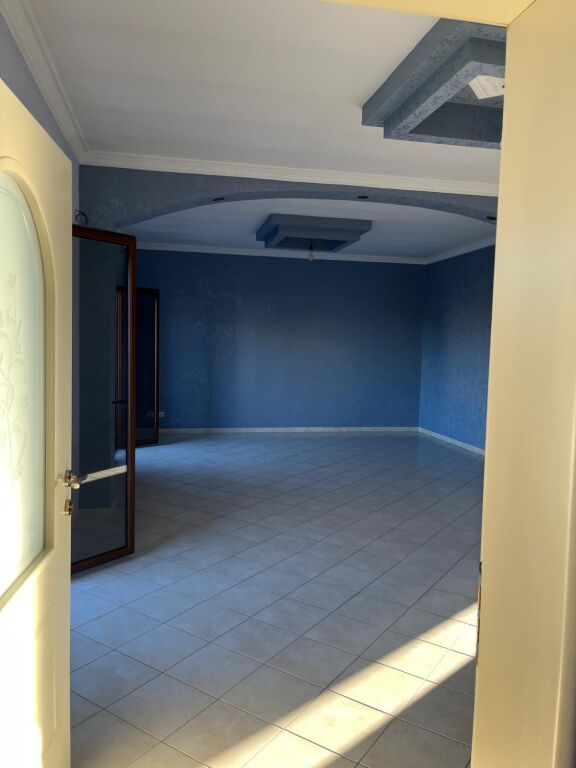 Casa privata in affitto a Fier (Sheq i Vogel)