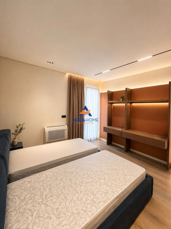 SHITET APARTAMENT 2+1+BALLKON+VERANDE "RRUGA DERVISH LUZHA, 5 MAJI" 320.000 EURO