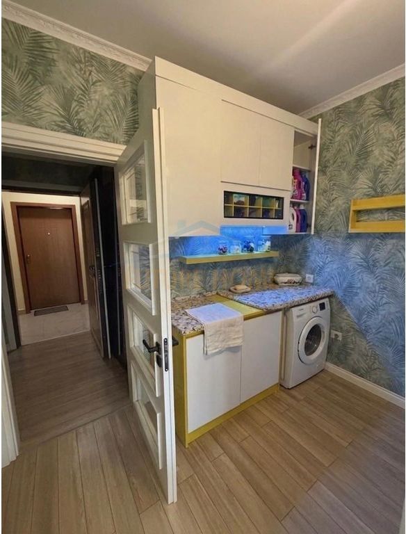 Shitet, Apartament 2+1+2, Don Bosko