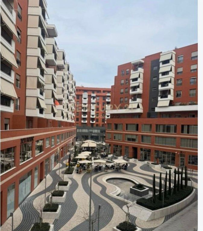 DELIJORGJI COMPLEX FOR SALE COMMERCIAL ENVIRONMENT ON THE ROADSIDE.