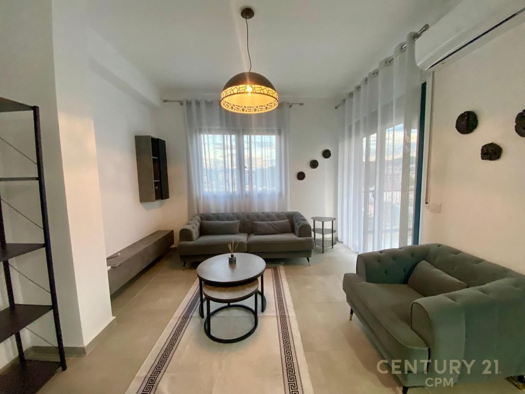 OASIS RESIDENCE RENT APARTMENT 2+1+2