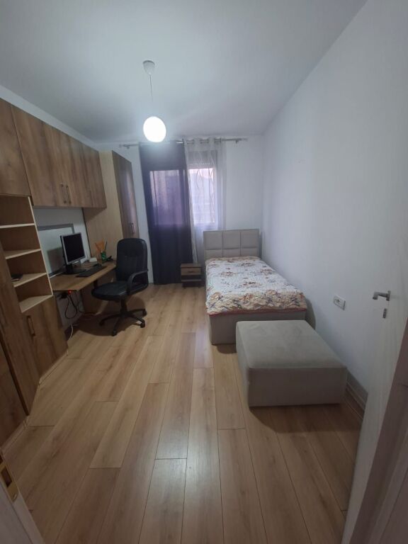 Jepet me qira 2+1+1 FUSHA E AVIACIONIT 65.000 leke