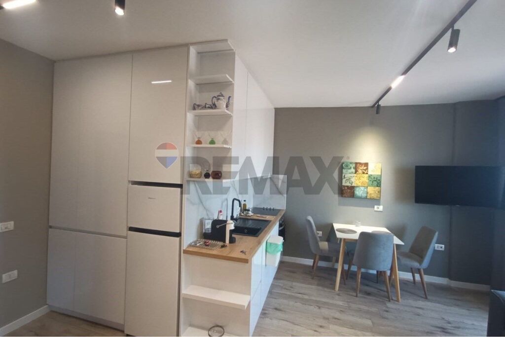 Apartment for rent 1+1 on Dibra Street