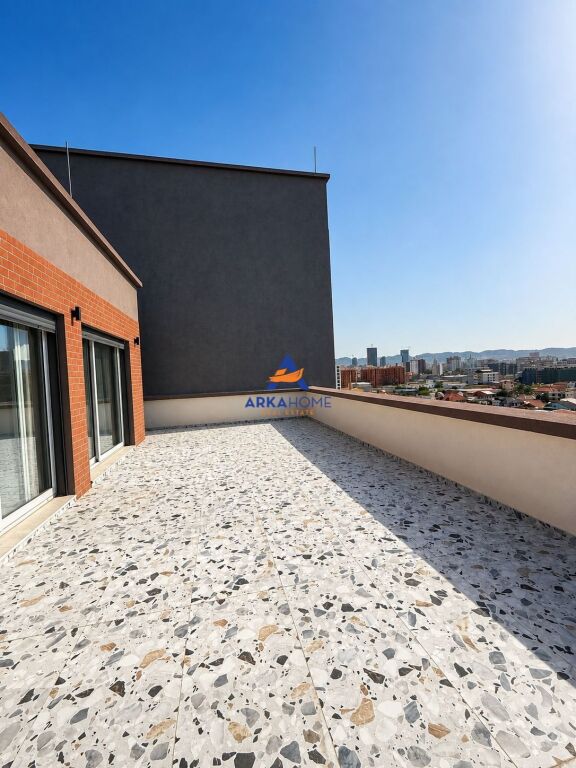 SHITET APARTAMENT 2+1+BALLKON+VERANDE "RRUGA DERVISH LUZHA, 5 MAJI" 320.000 EURO
