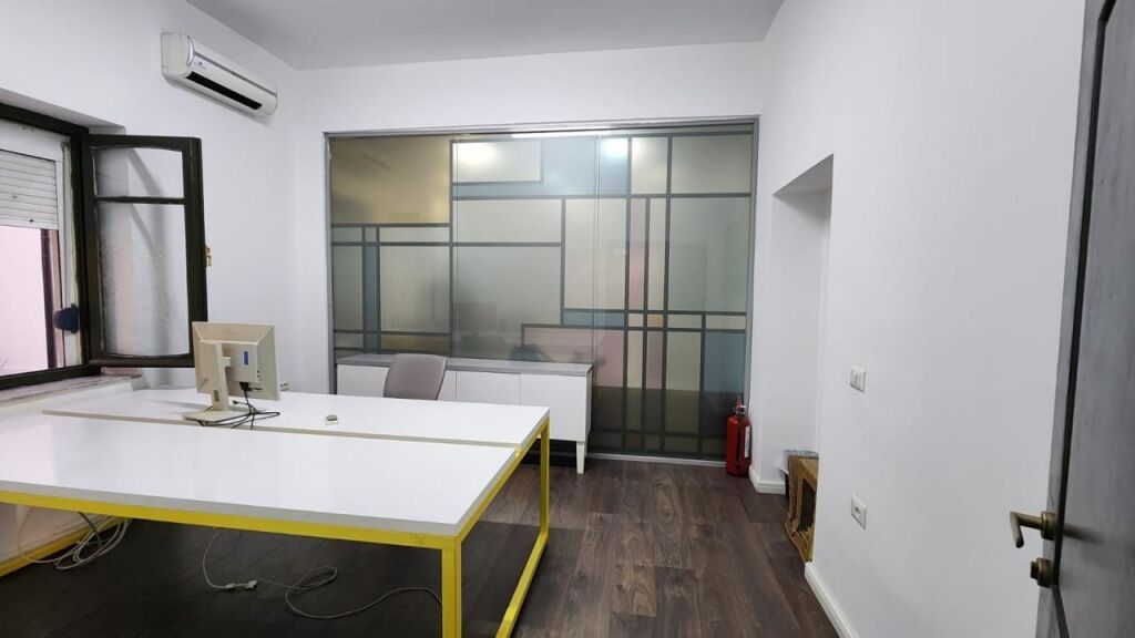 Rent | Ambjent Biznesi | Blloku | 15000 €/month