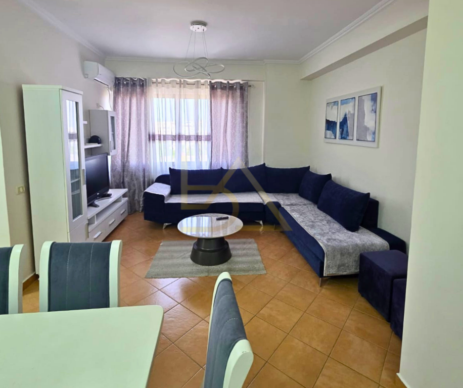 JEPET ME QIRA APARTAMENT 2+1 – PLAZH, RRUGA PAVARËSIA, DURRËS