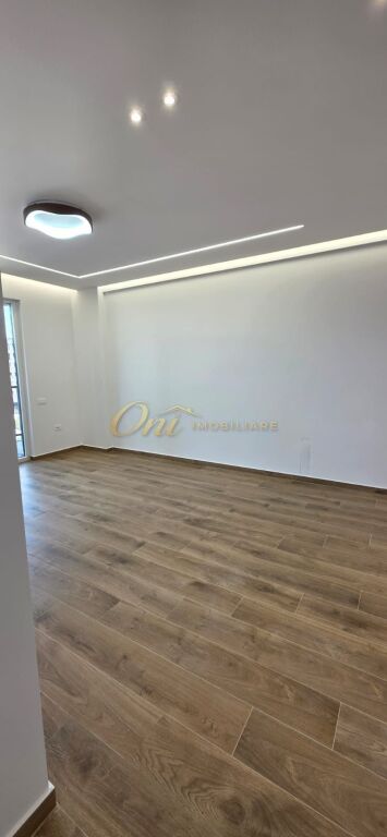 PASKUQAN, APARTAMENT PER SHITJE 2+1