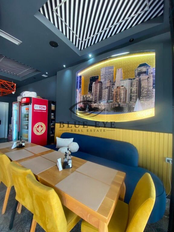 Restorant & Piceri me Qira – Plazh, Vijë e Parë me Detin