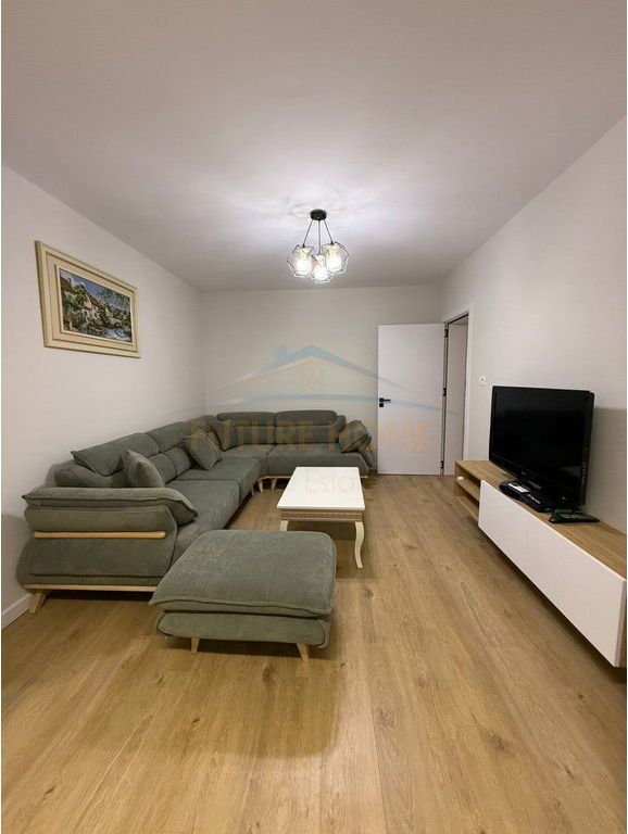Apartament 2+1 per shitje , Rruga Ferit Xhajko, Tiranë.