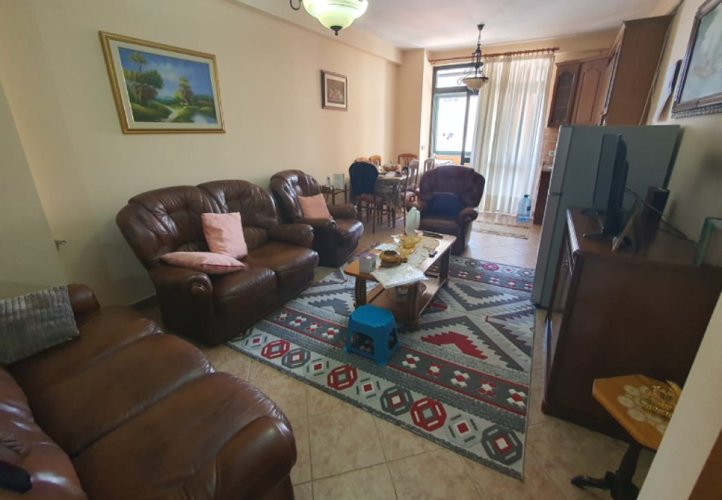 SHITET APARTAMENT 2+1 | 21 DHJETORI