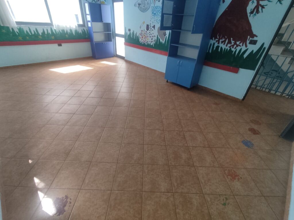 Affittasi villa su 4 piani in Via Elbasanit   ID 5415