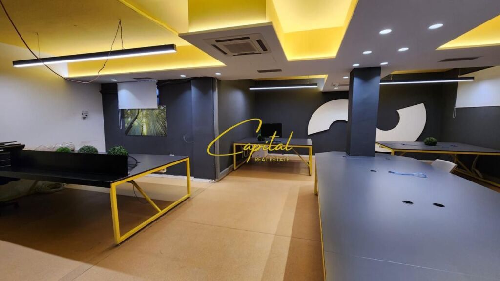 BUSINESS PREMISES FOR RENT 900 M2 FORMER BLOCK 1,500,000 LEKE