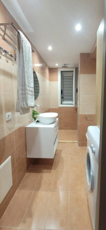 🌊 APARTMENT 1+1 FOR SALE WITH SEA VIEW | LUNGOMARE, VLORA