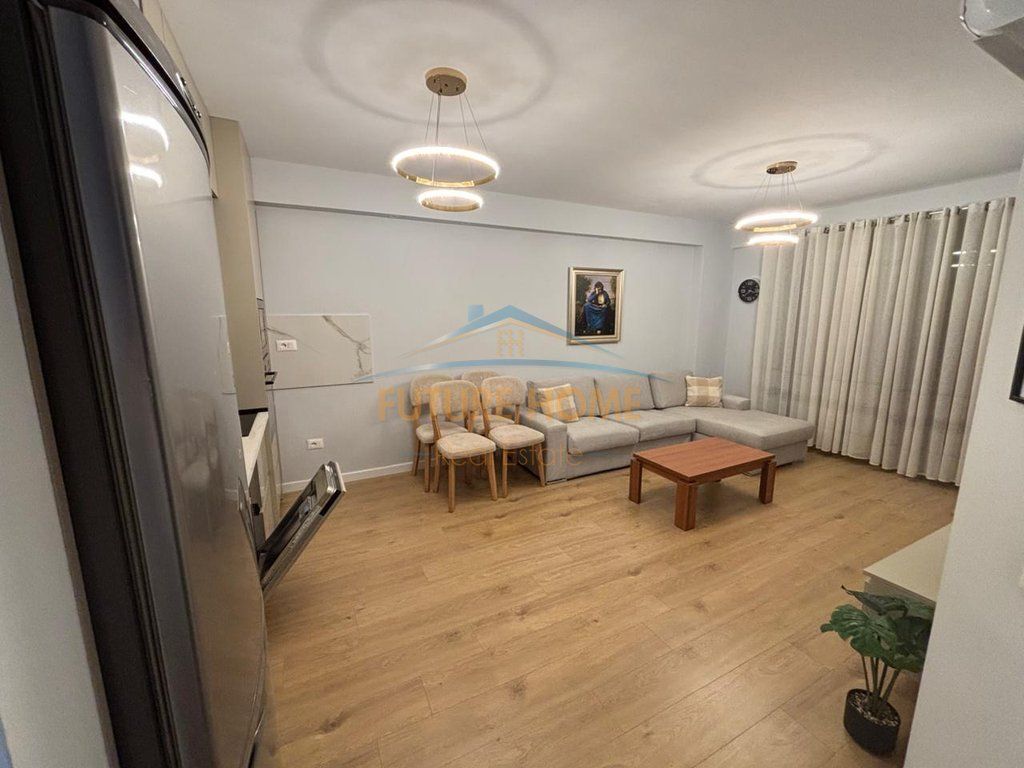 Qera,Apartament 2+1,Komuna e Parisit/PLUS72859
