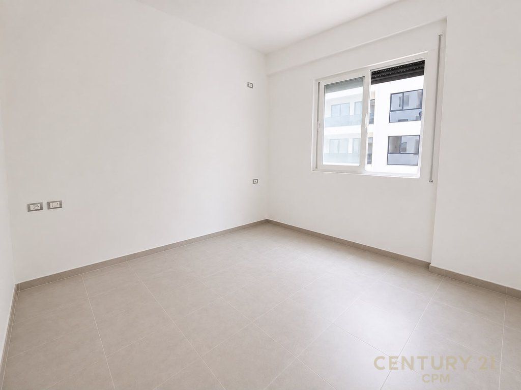 PRANE LUNGOMARE SHESIM APARTAMENT 2+1 + POST PARKIMI EKSTRA 190,800 €