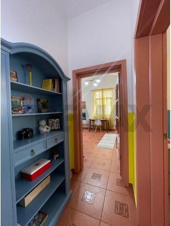 APARTAMENT 2+1 ME QIRA NE BLLOK !