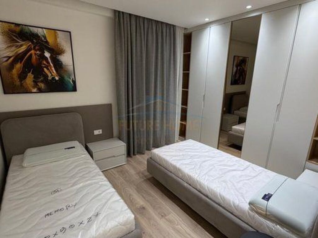 Qera, Apartament 2+1+2+Post Parkimi , Golden Tower Residence, Rruga Mine Peza