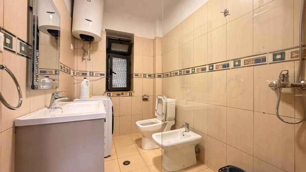 Apartament 1+1 me qira - Ali Demi