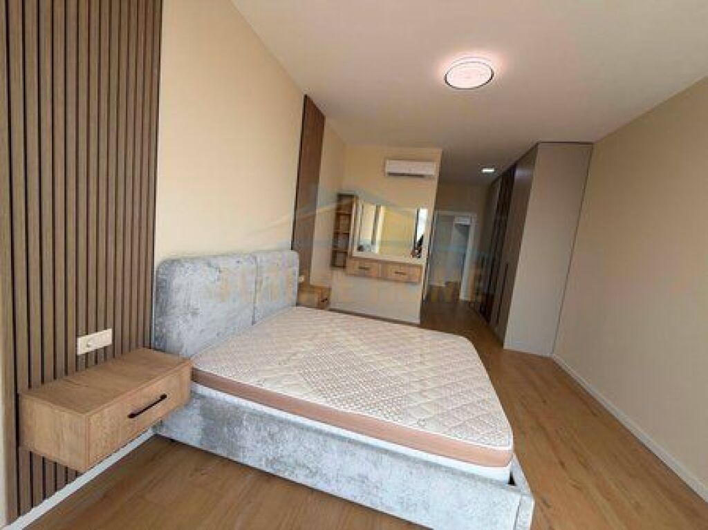 Qera, Apartament 3+1+2 + Parkim, Golden Tower, Rruga Mine Peza