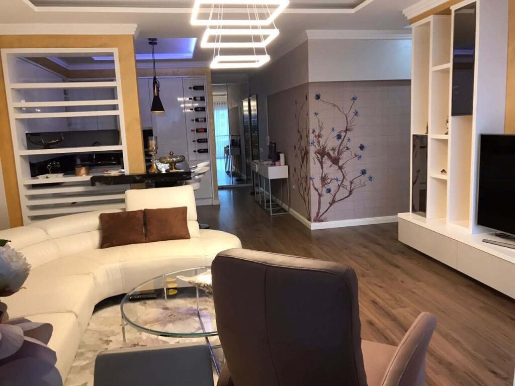 Appartamento di Lusso IN AFFITTO - Con vista sul Lago Secco