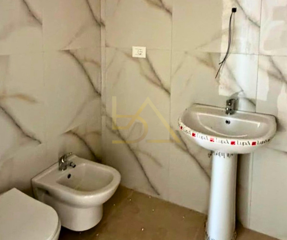 SHITET APARTAMENT 2+1 – FUSHA E AVIACIONIT, TIRANË