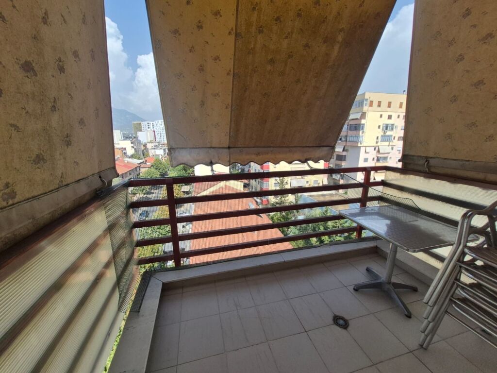 1+1, at the medrese, 7th floor elevator, 500 thousand lek