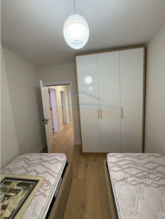 Apartament 2+1 per shitje , Rruga Ferit Xhajko, Tiranë.