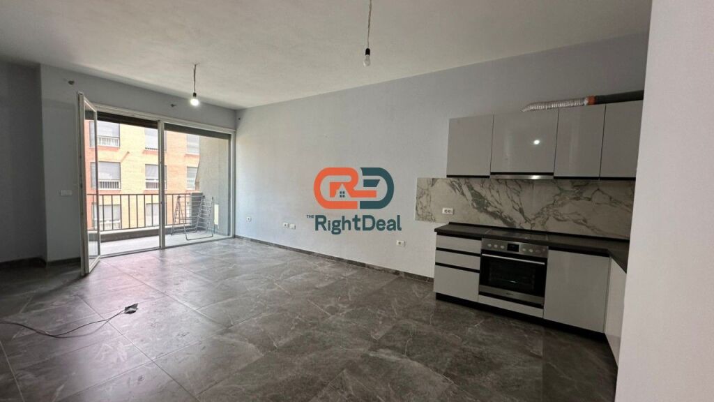 At 5 Maji, Apartment 1+1 For Rent !!!