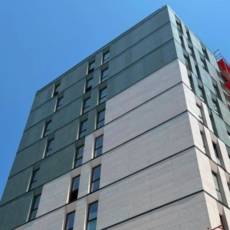 🏪 SHOP FOR SALE – RIVERSIDE RESIDENCE