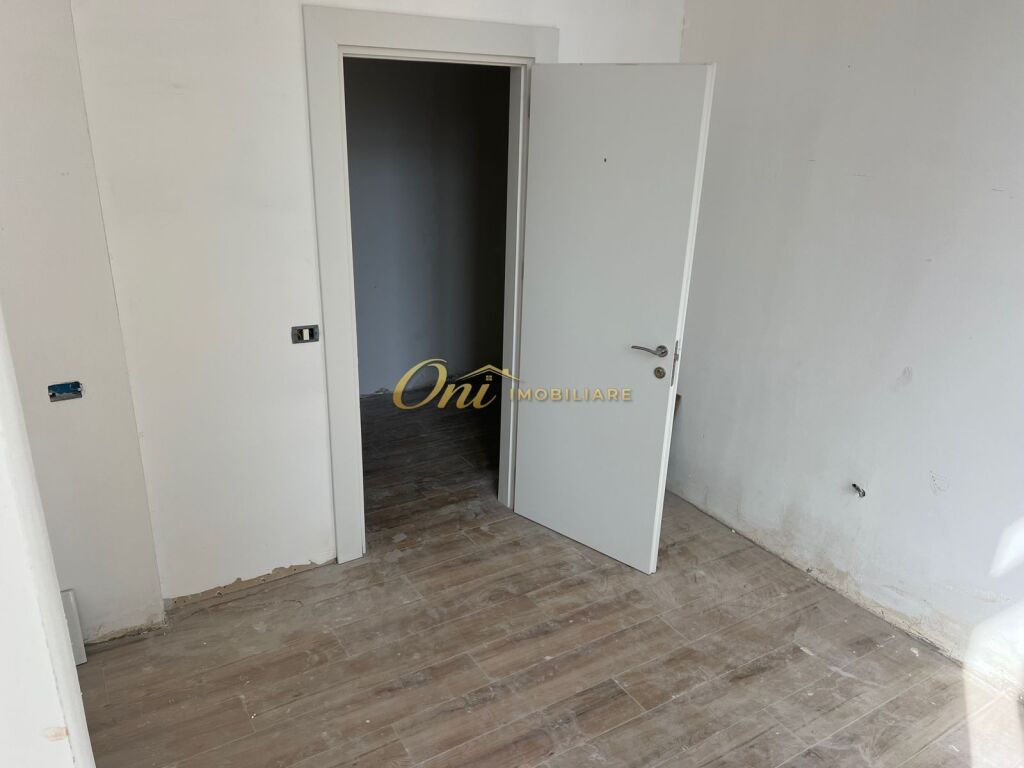 DURRES ROAD, OFFICE FOR SALE