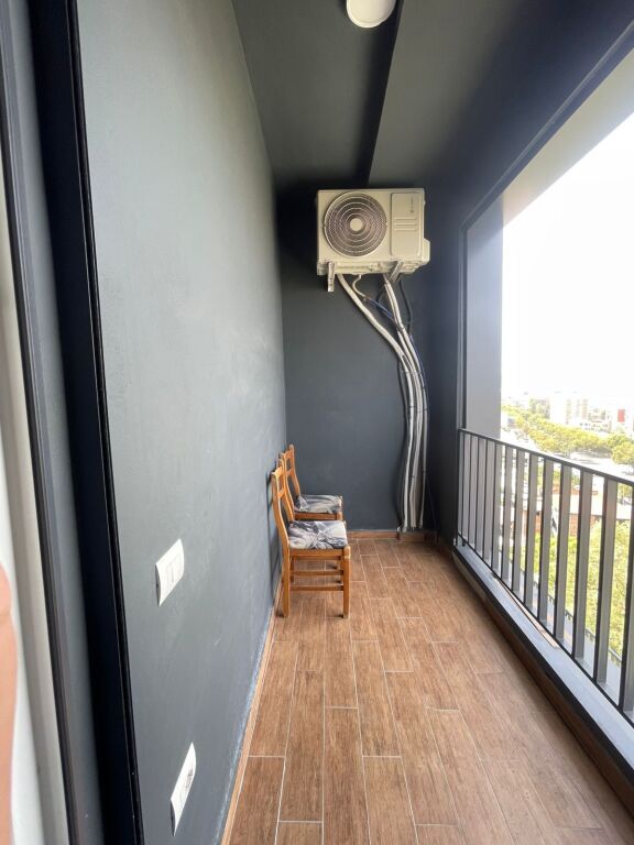 APARTAMENT 1+1 PER QERA PRANE PALLATIT ME SHIGJETA
