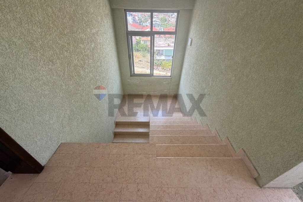 Villa - For Sale - Kombinat, Tirana(ID: 530411001-1442)