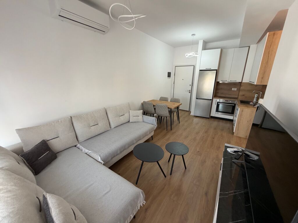 For rent 1+1+ Parking