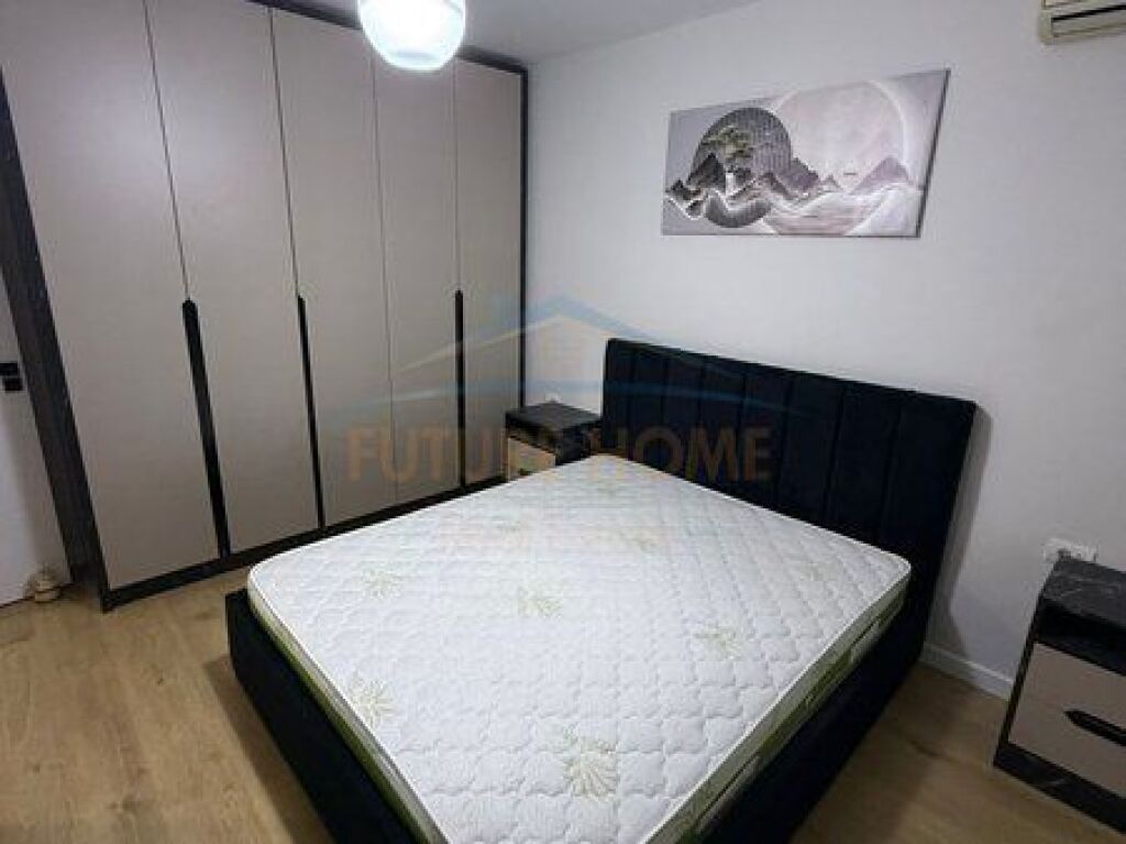 Shitet, Apartament 2+1, Rruga Ferit Xhajko, Tiranë.