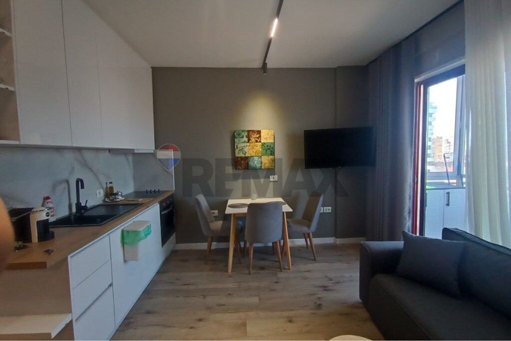 Apartment for rent 1+1 on Dibra Street