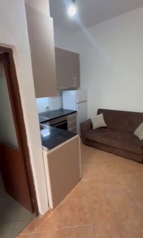 Apartment for rent 1+1 Lapraka